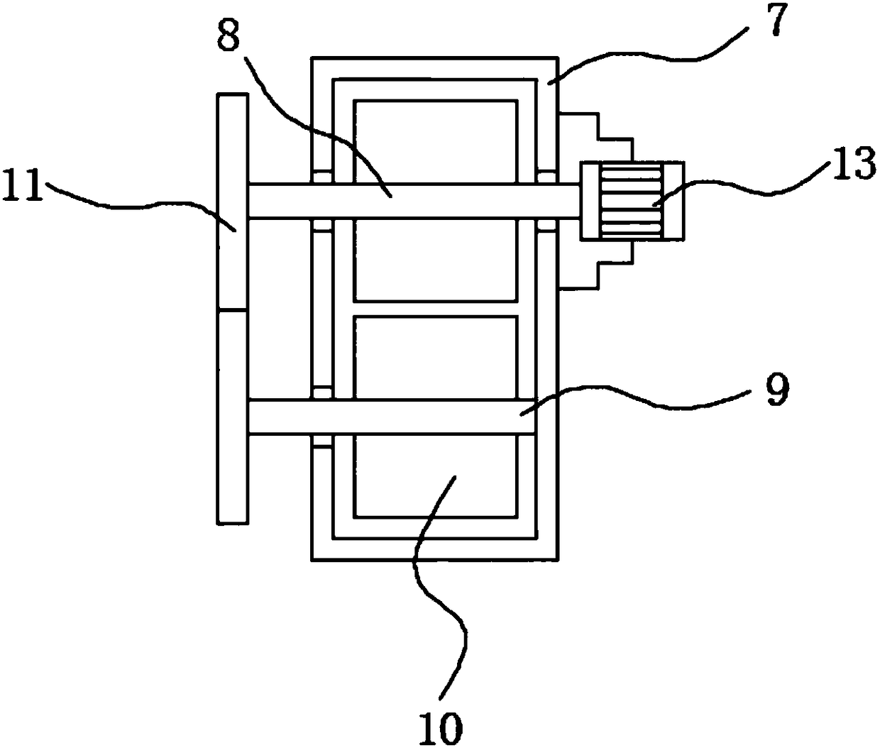 Device for separating moisture in sludge