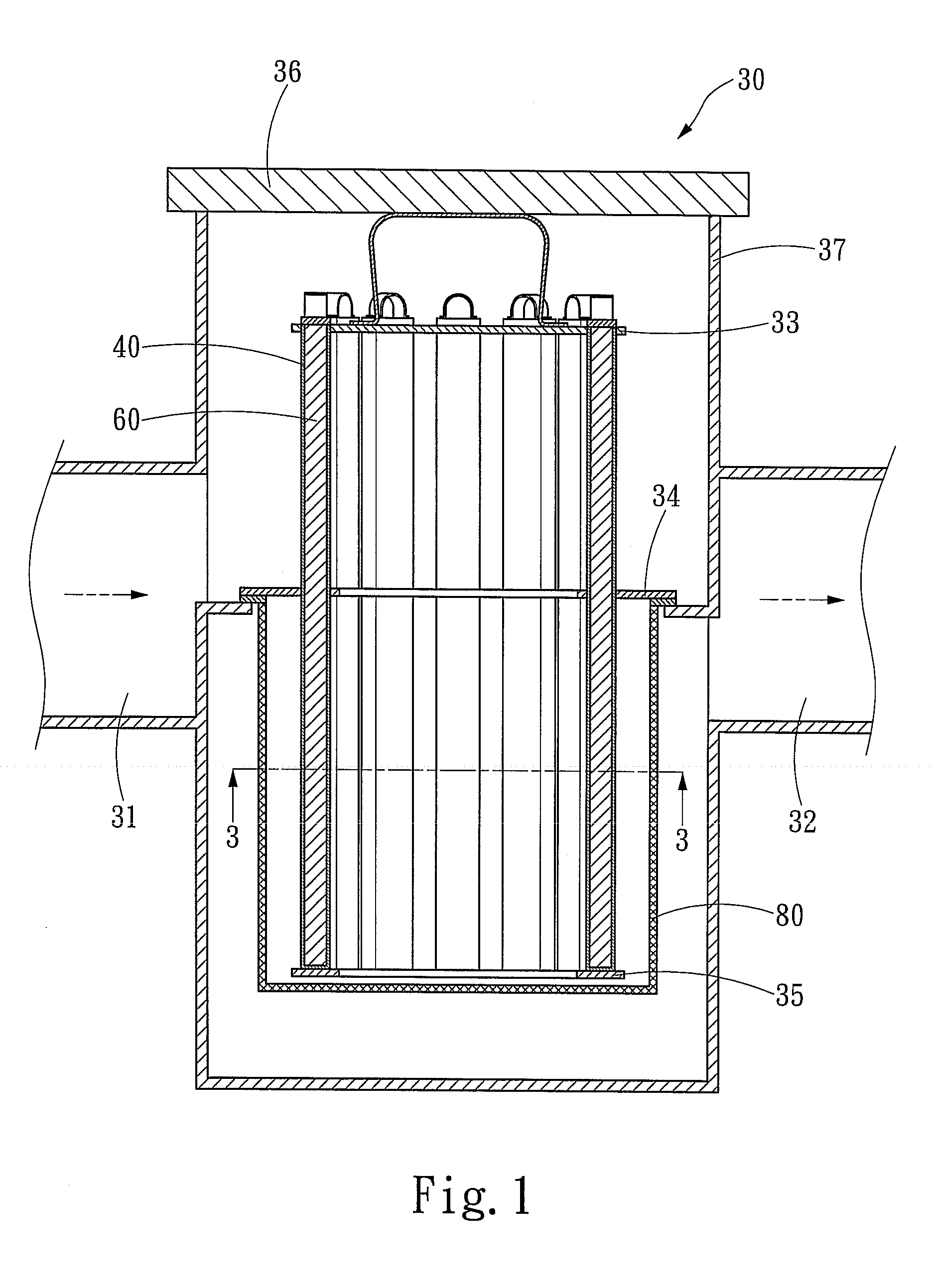 Process and apparatus for online rejuvenation of contaminated sulfolane solvent