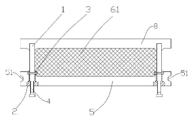Fire-proof adiabatic concrete sandwich wallboard and mounting method thereof