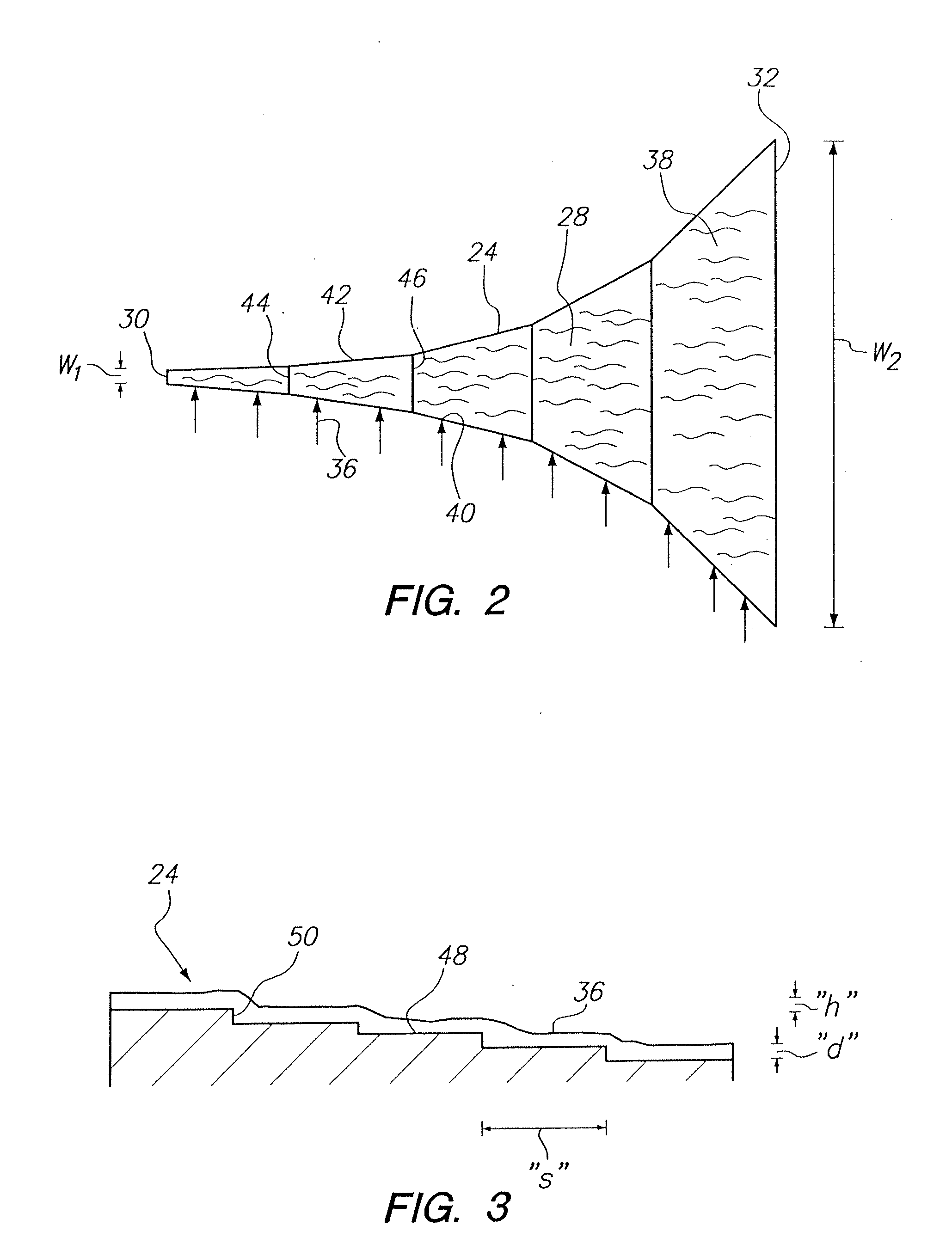 Method and System for Growing Microalgae in an Expanding Plug Flow Reactor