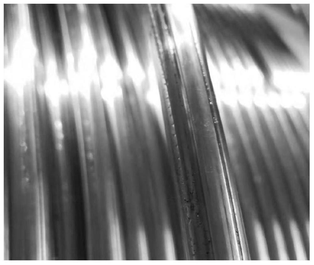 A kind of contact wire and its preparation method and application