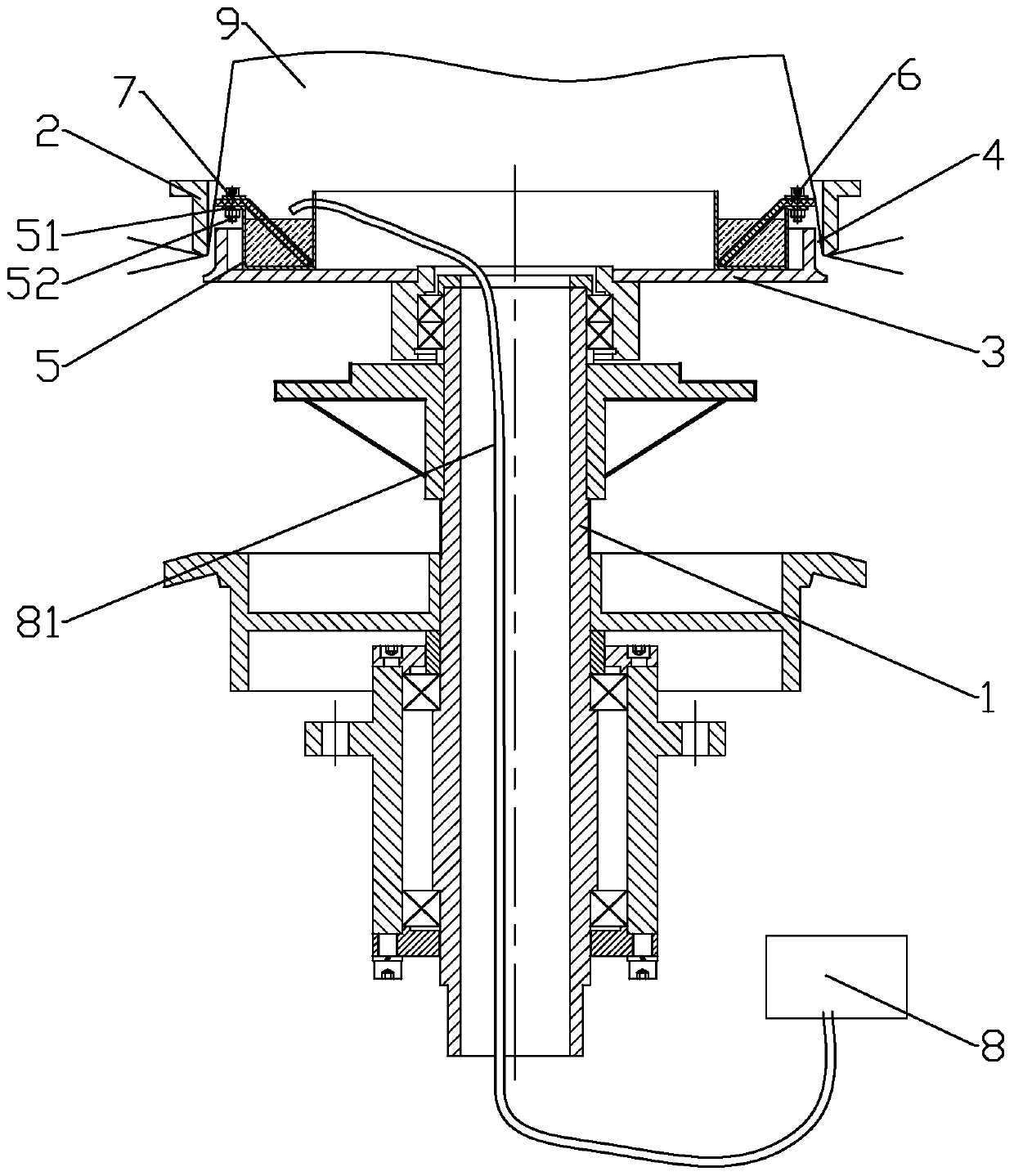 Circular weaving machine