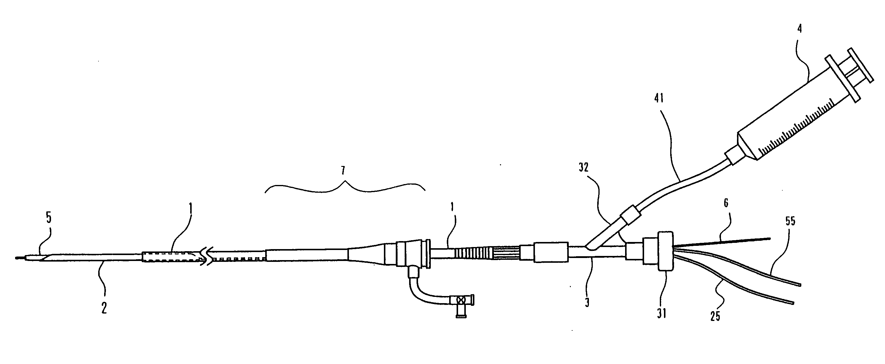 Intravascular foreign matter suction assembly