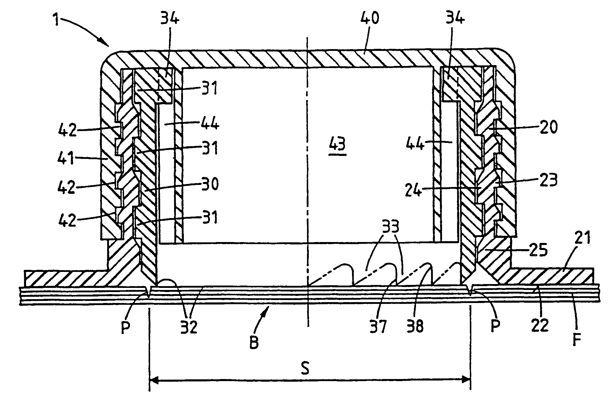 Plastic closing device with a piercing element