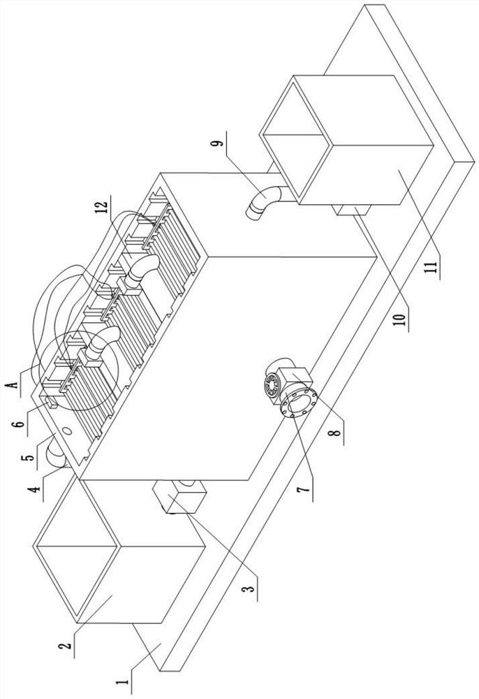 Electric flocculation-self-cleaning membrane wastewater treatment device