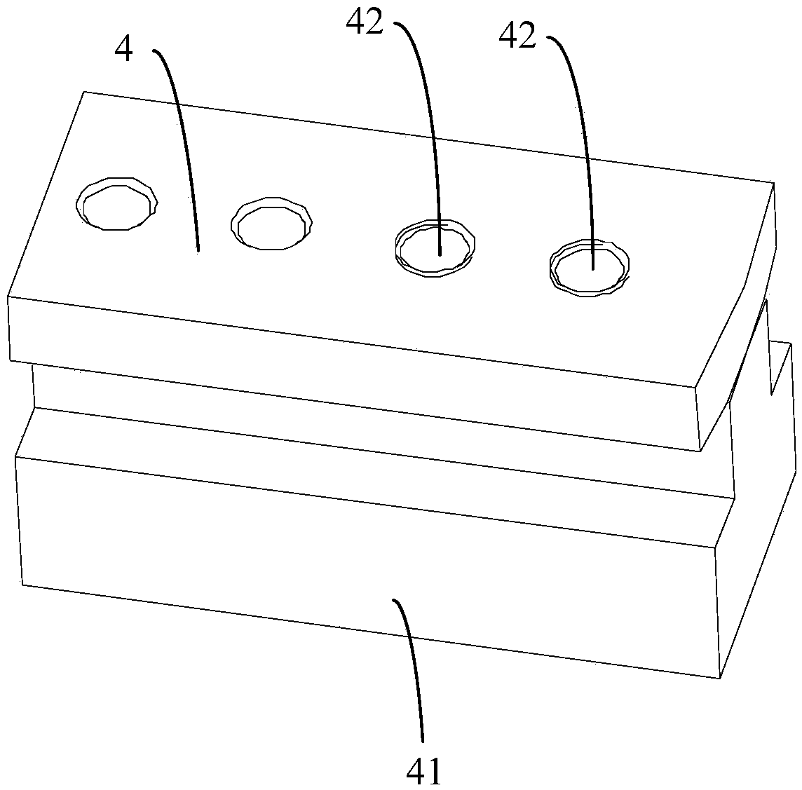 Clamping device for gas turbine bearing seats