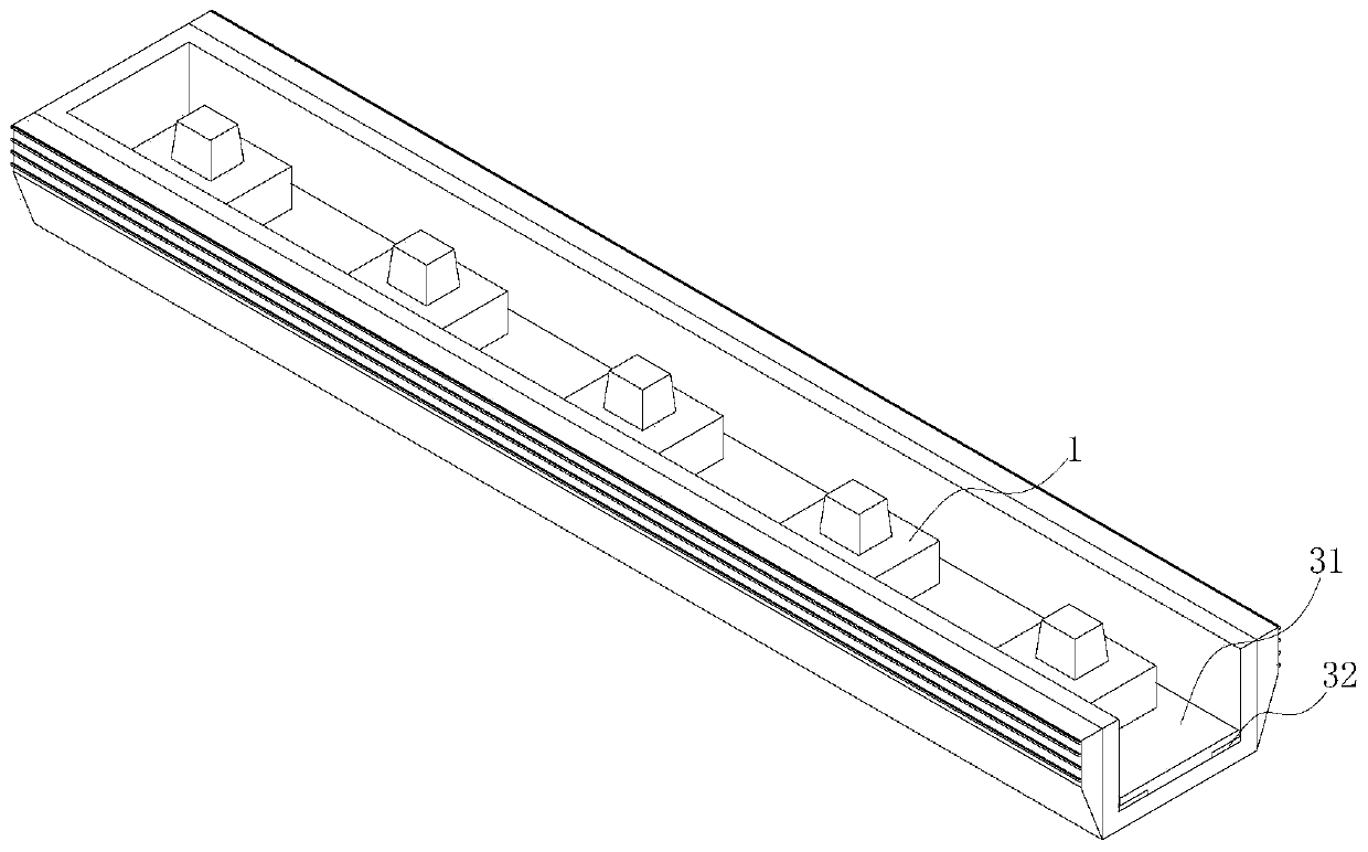 Light-emitting strip capable of realizing random plastic sizing