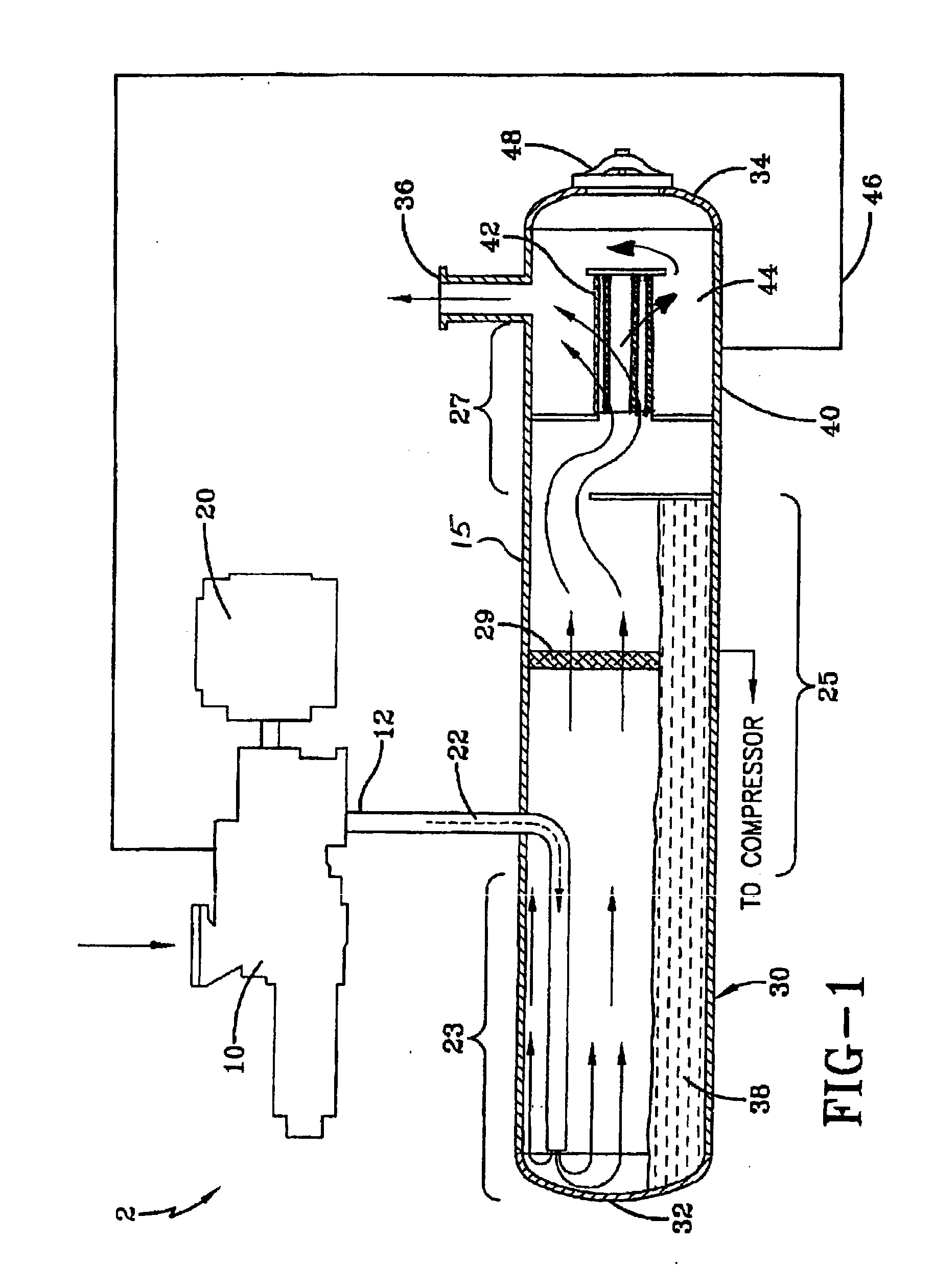 Coalescing filter element with drainage mechanism
