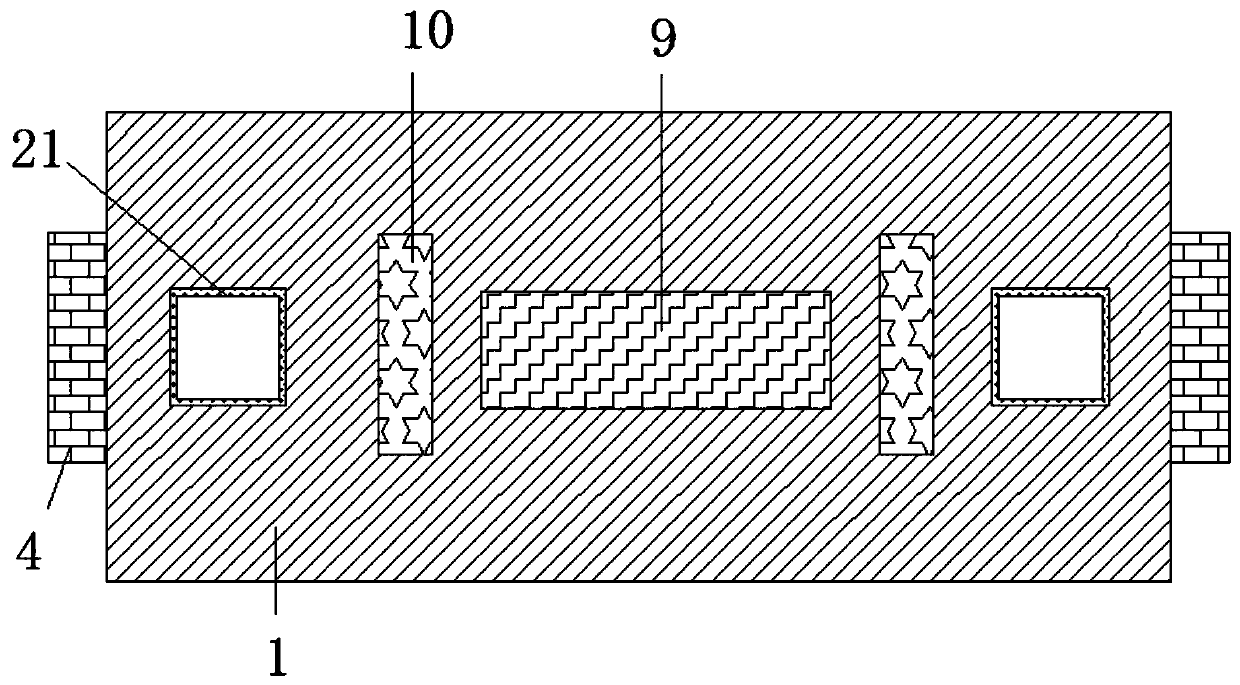 A device for treating duckweed on the surface of lakes by using the principle of accompanying current