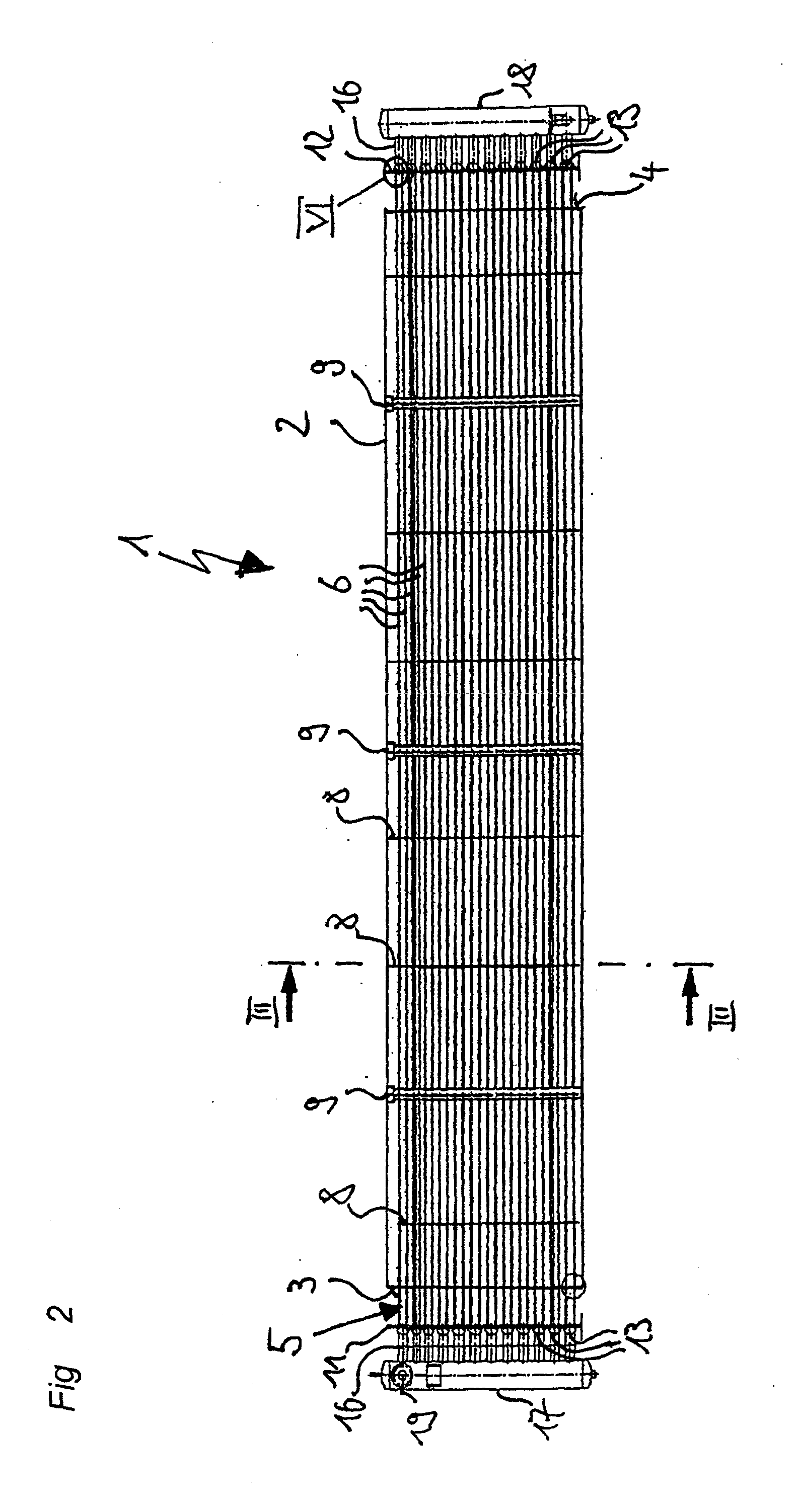 Device and system for the intermediate storage of thermal energy