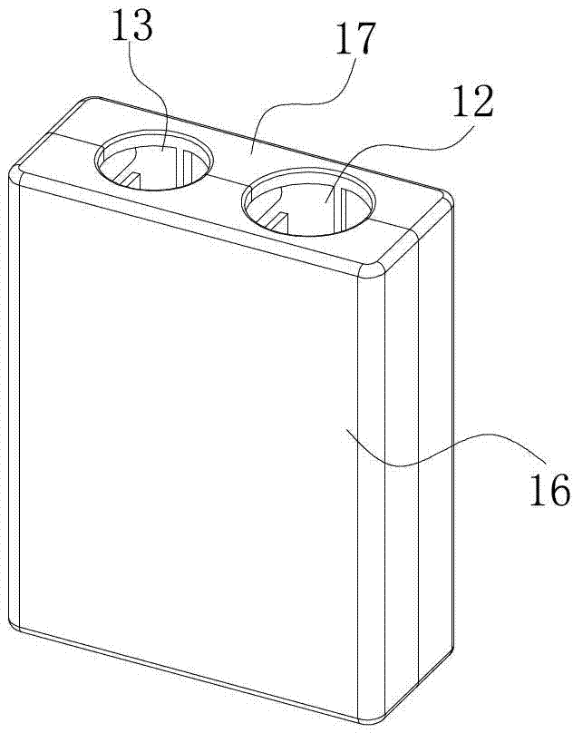 Liquid transfer linking device