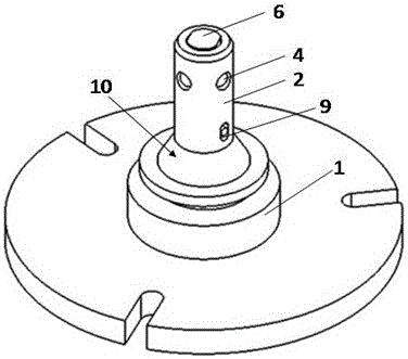 Hobbing die with automatic locking