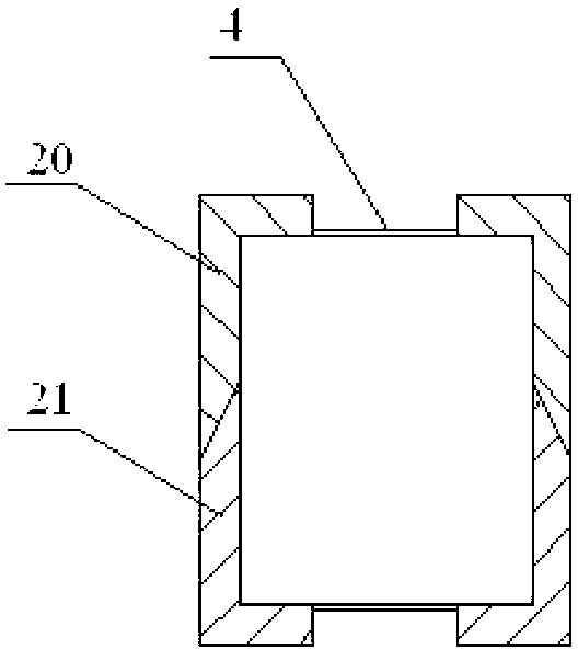 Synchronous sampling device and method for stratified pore water and surface water