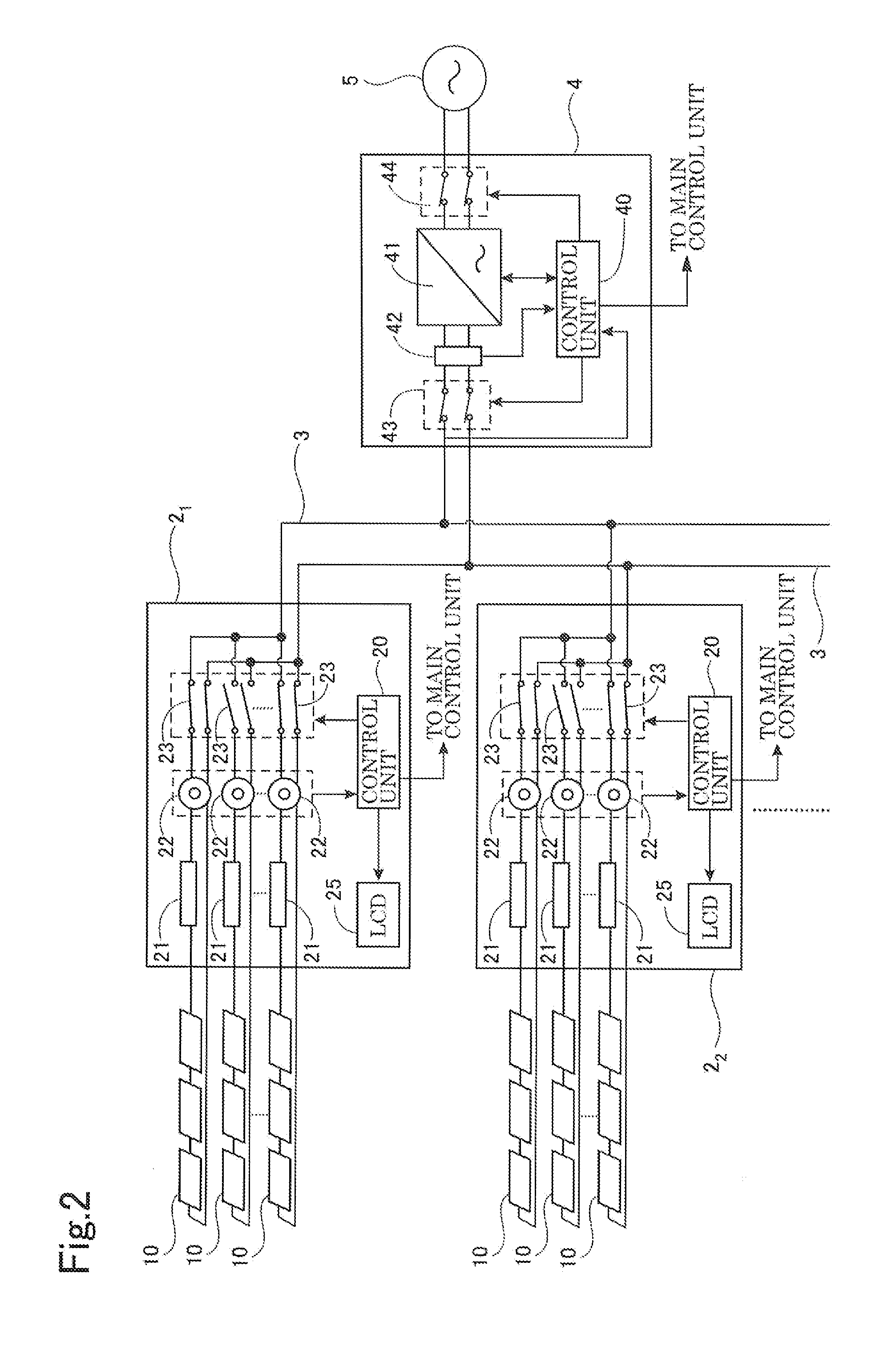 Photovoltaic power generating device, and controlling method