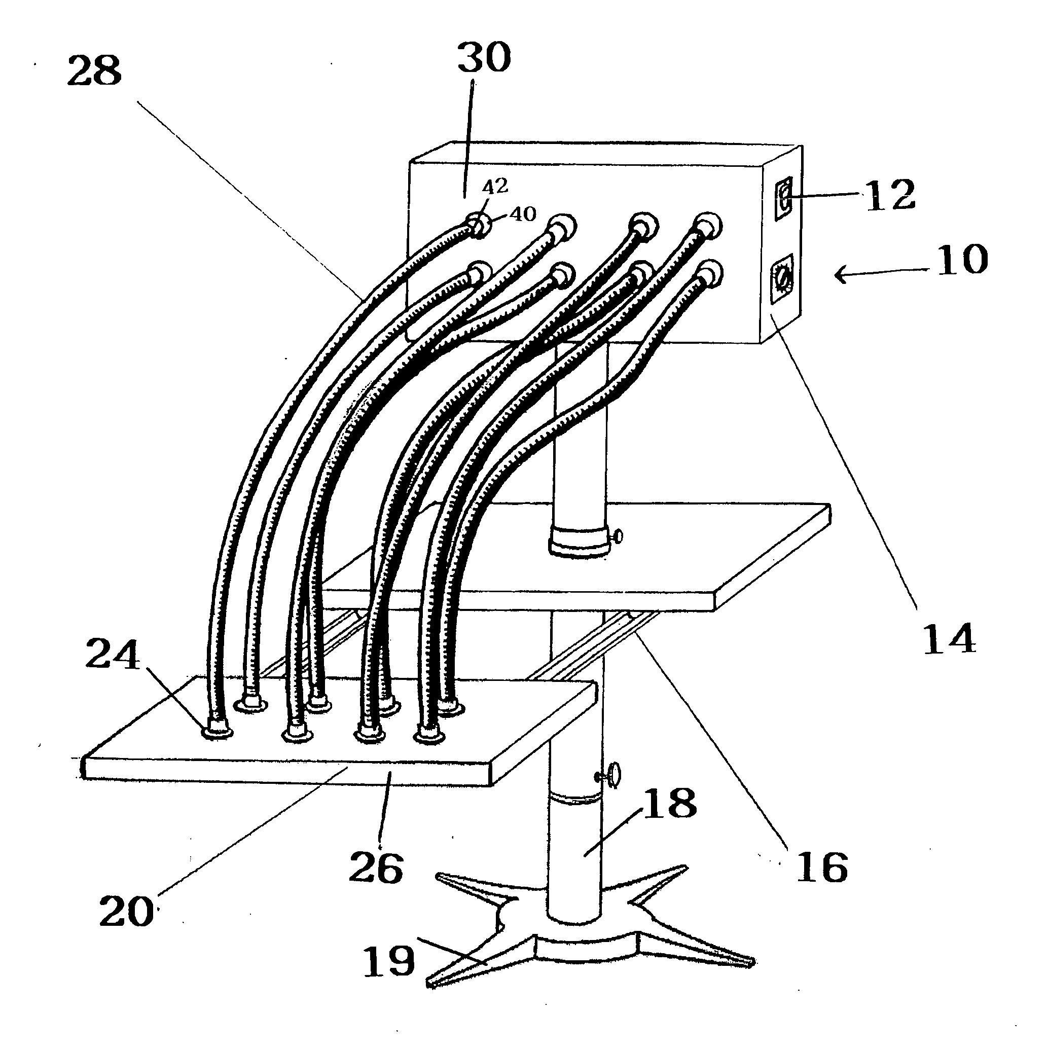 Device for treating infants with light
