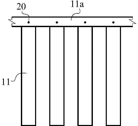 Lateral restraining and reinforcing structure for stabilizing high-fill embankment with soft oil foundation built on bed rock
