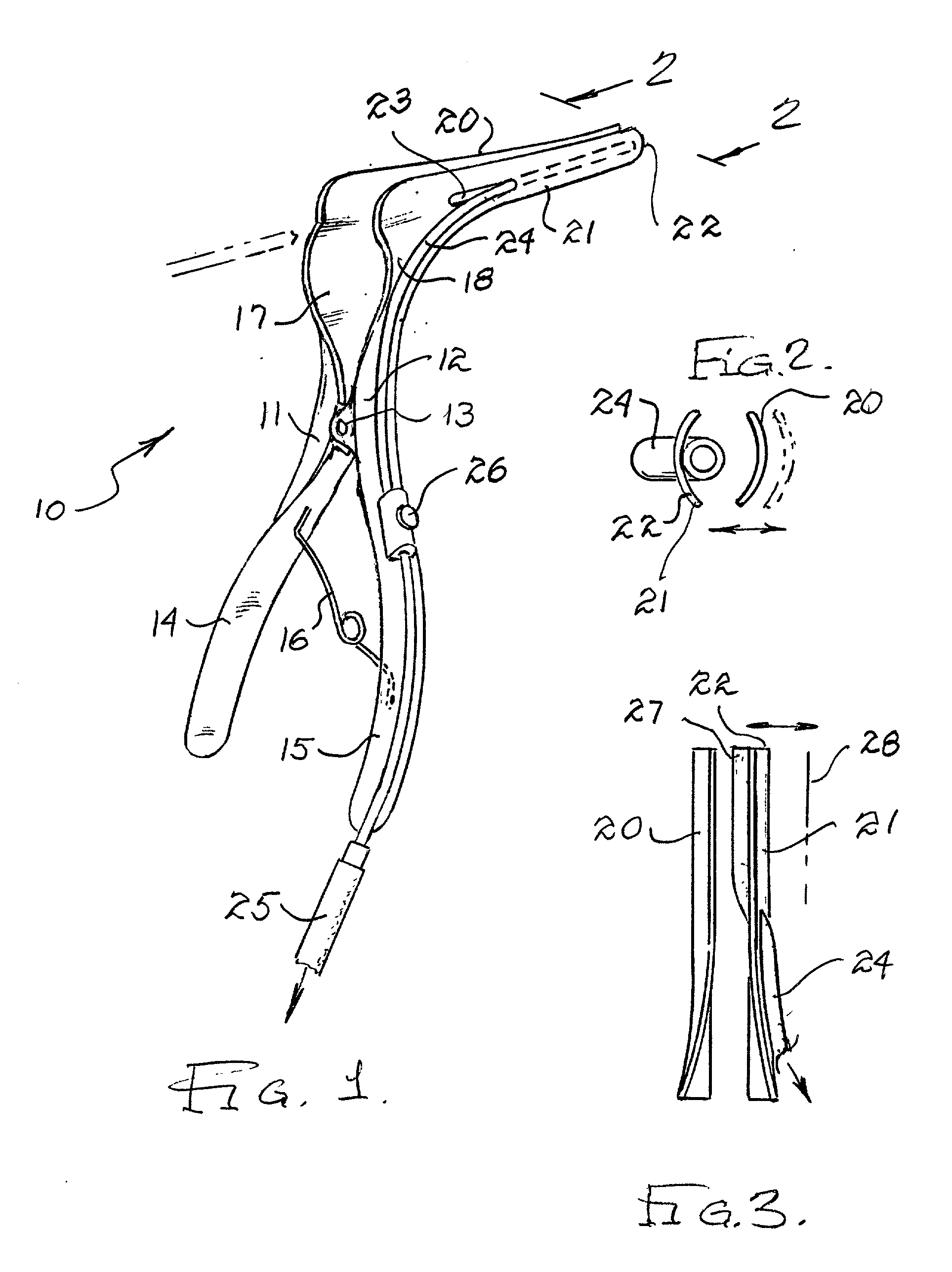 Combined nasal speculum and aspirator