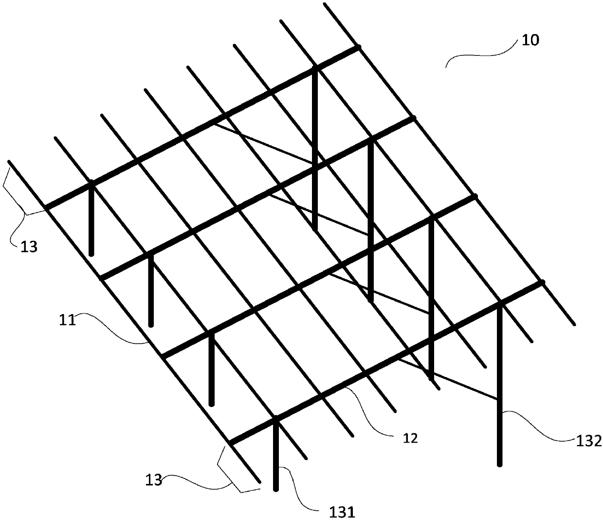 Photovoltaic bracket and arrangement method of purlines in photovoltaic bracket