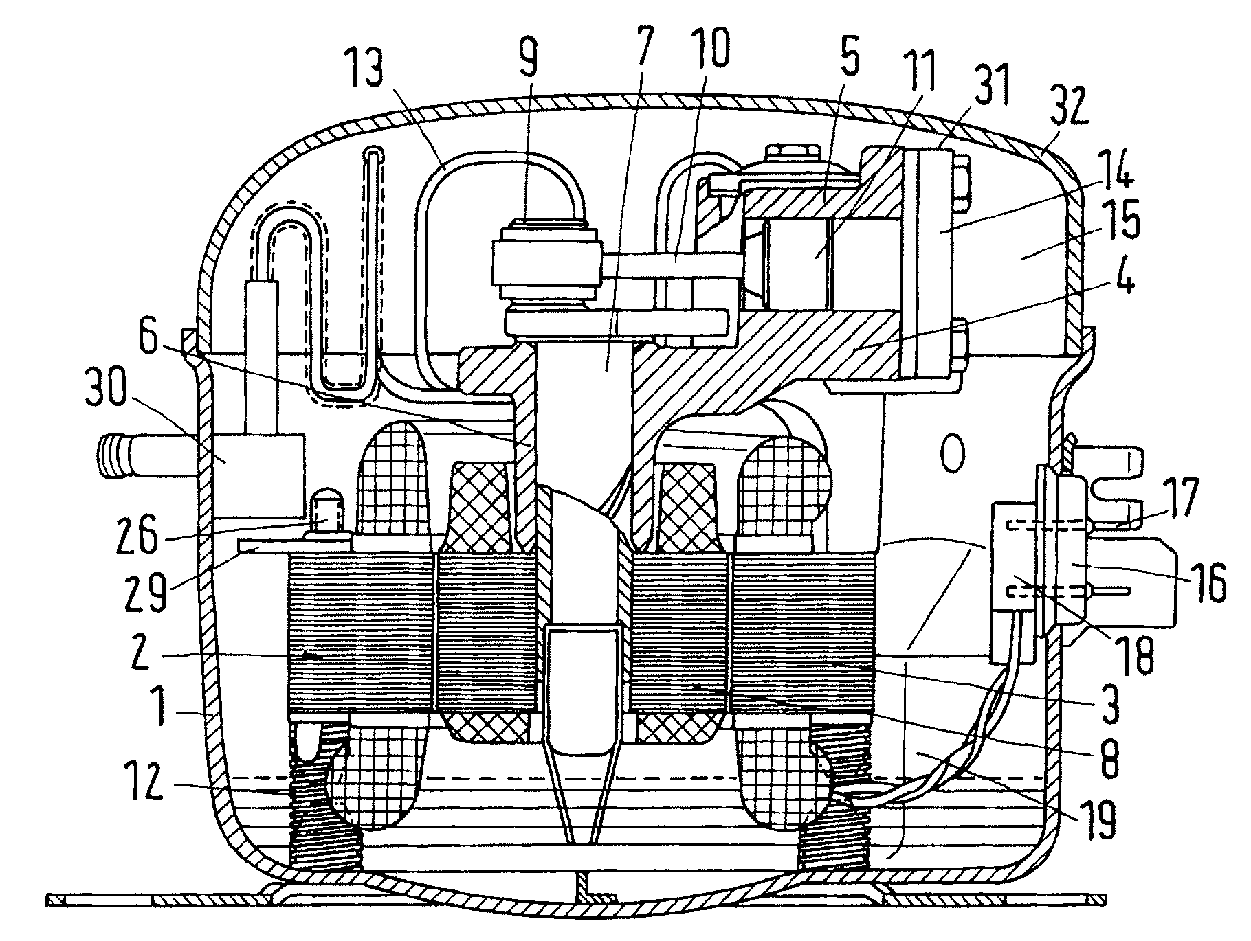 Refrigerant compressor arrangement
