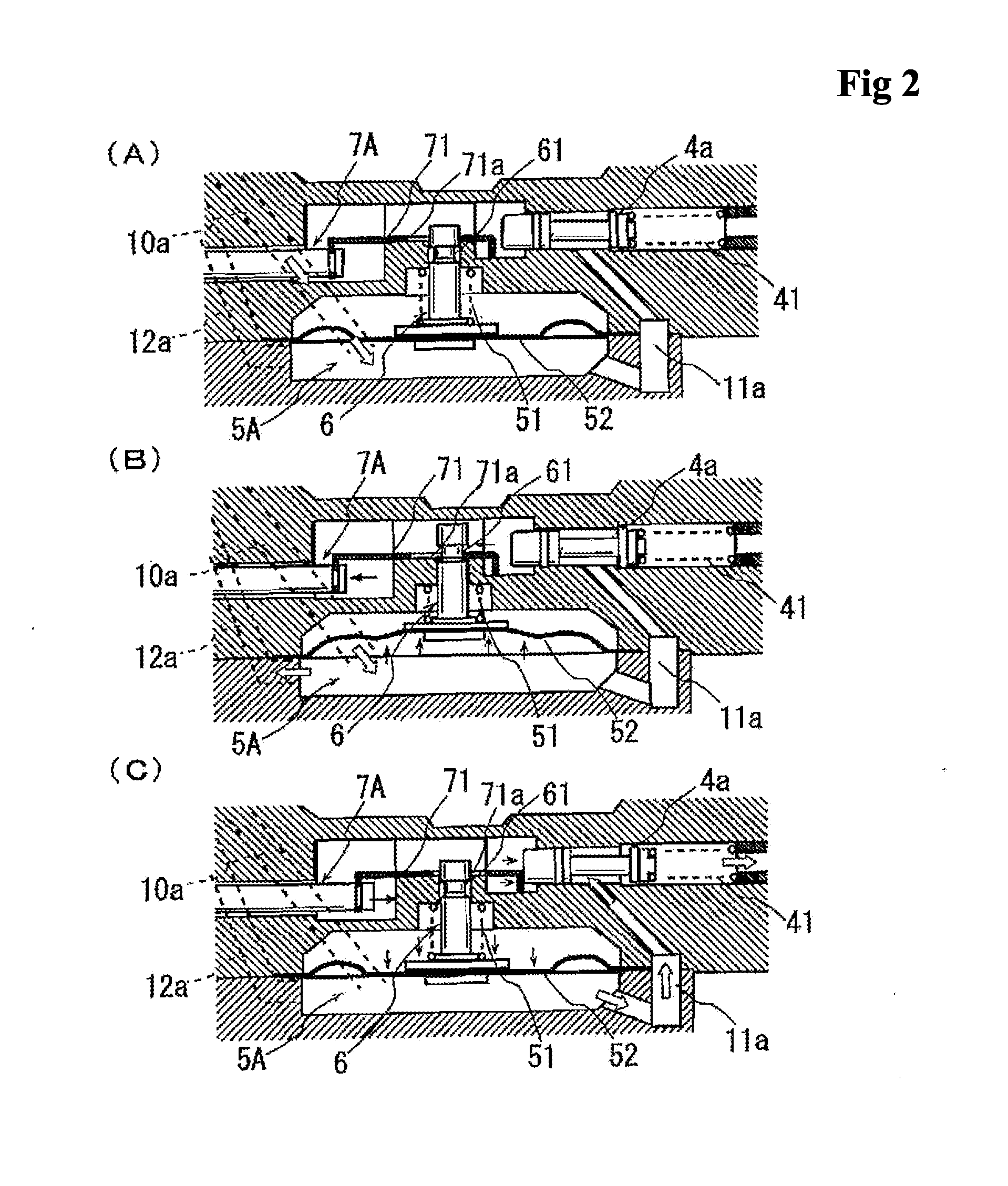 Starting device and carburetor using same