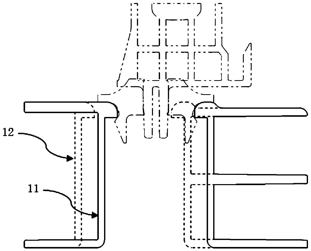 Universal front-end frame with tolerance function that can be adapted to various types of heatsinks