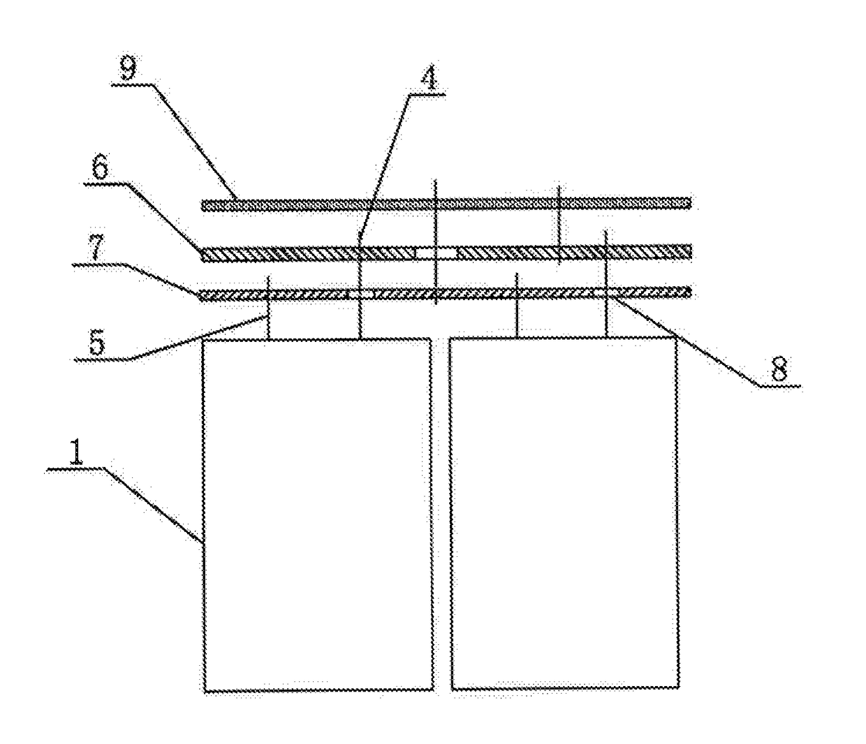 Stacked output structure of capacitive power supply for welding equipment