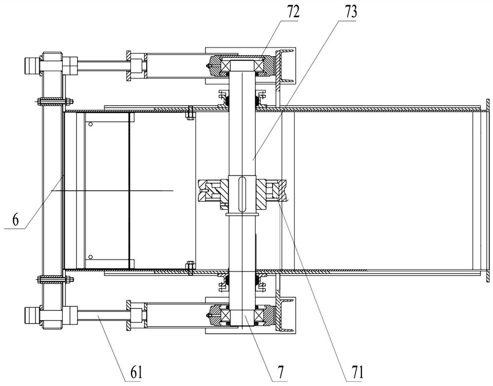 Novel metallurgical embedded scraper transporter special tail device