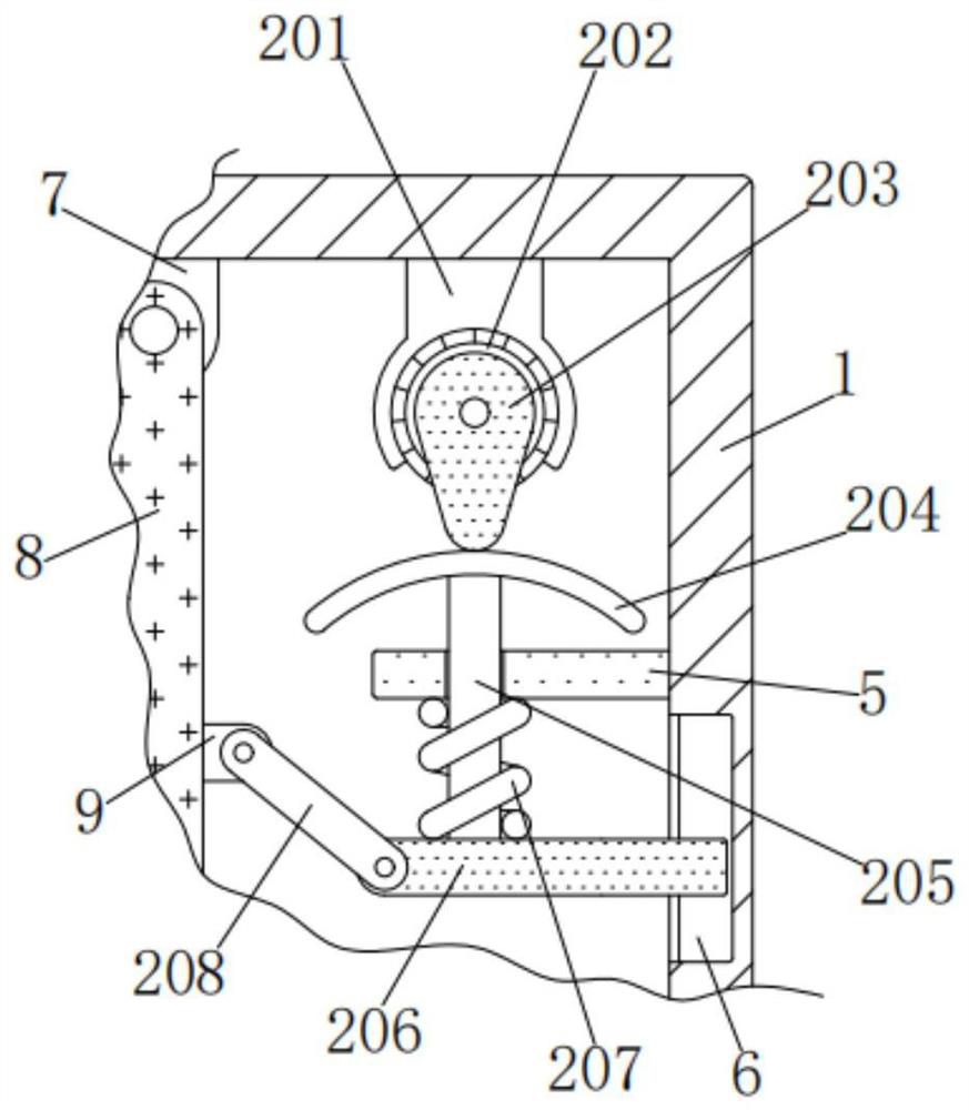 Crawler-type combined device for construction waste treatment