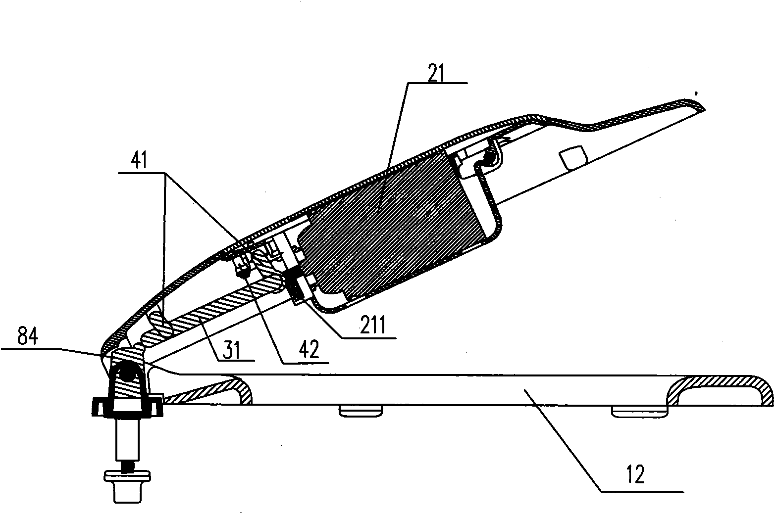 Pedestal pan provided with plate cover with built-in spraying system
