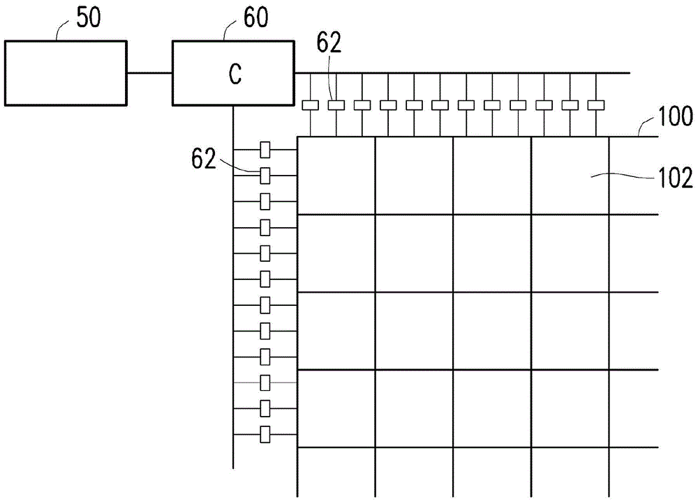 Spliced screen display device and displaying driving method thereof