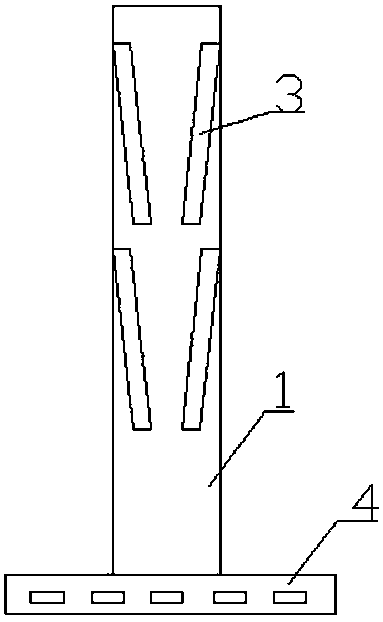 Insulating pedal for live operation of distribution network