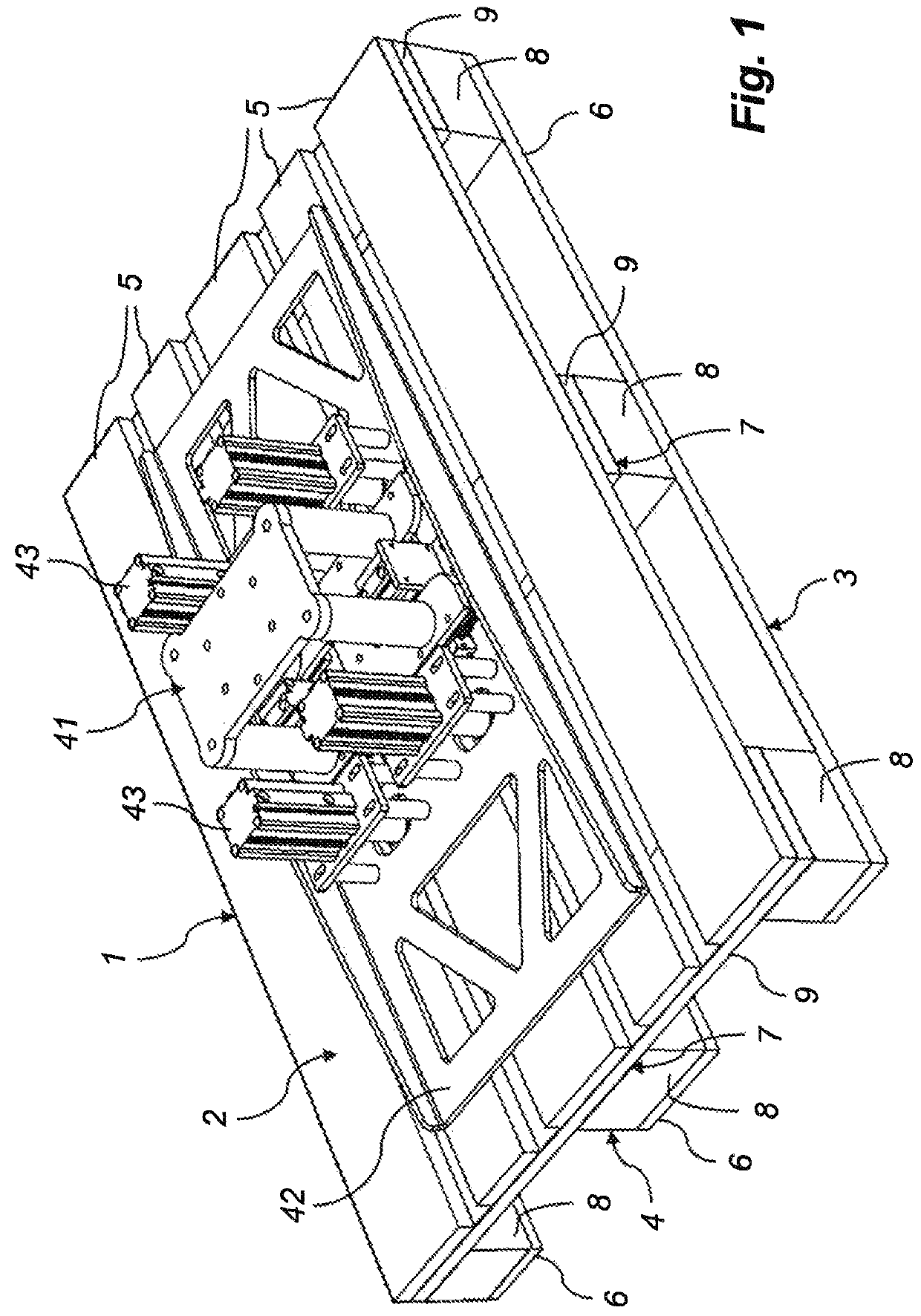 Device for dismantling of chosen parts of assembled pallets