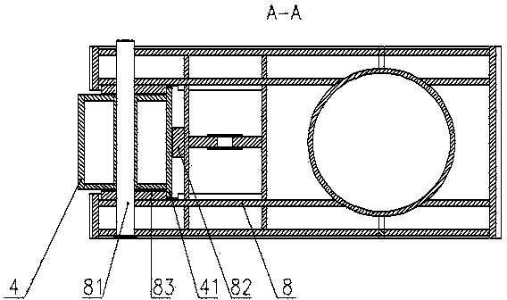 Tower type truss installing structure and method without cooperation with altitude hoisting equipment