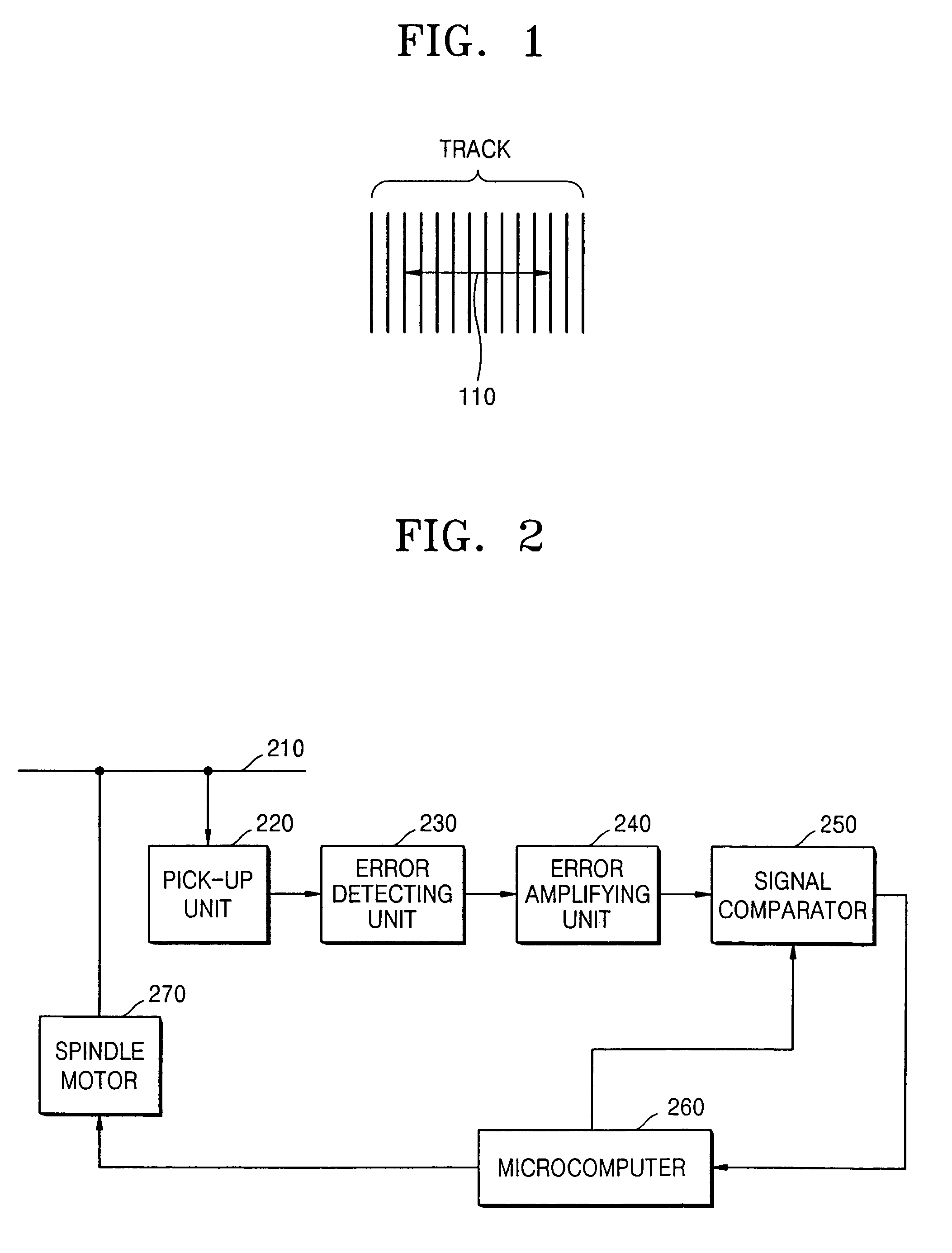 Apparatus for reproducing data from an optical disc inducing vibration and method thereof