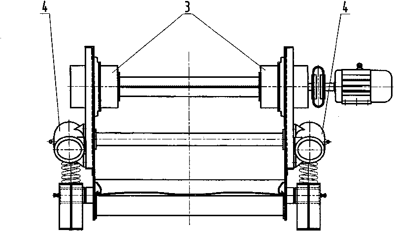 Vibrating screen with spherical track