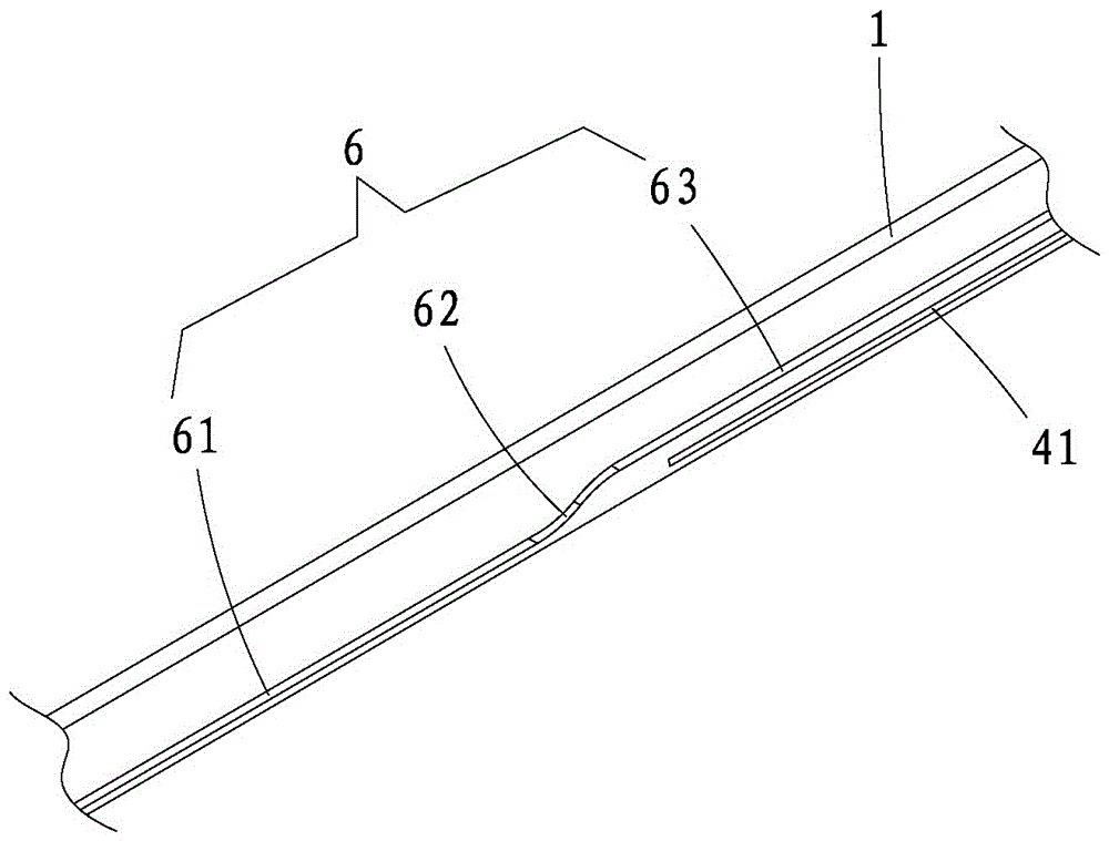 Production device and method for delamination and fiber forming of bamboo