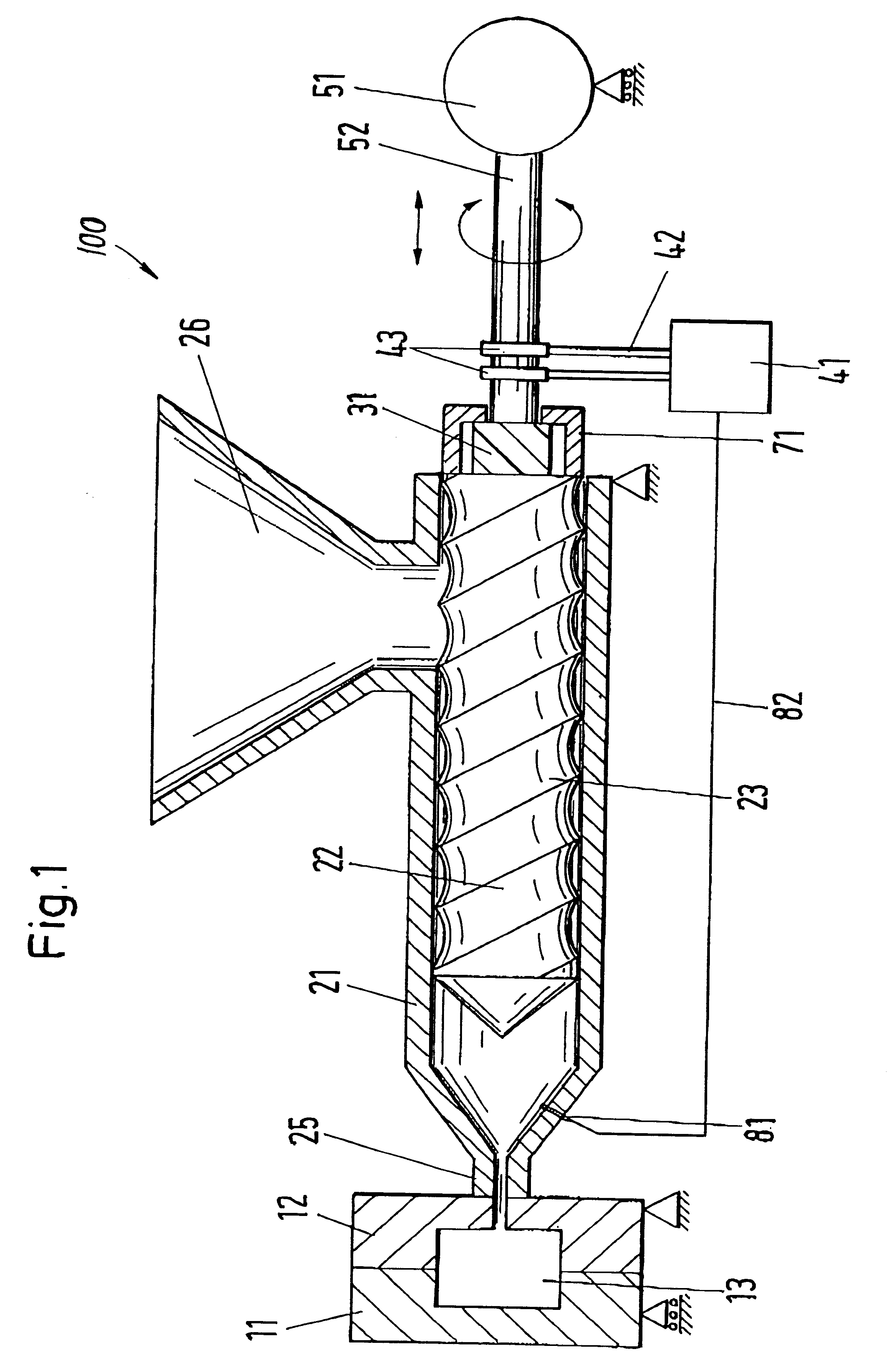 Resonating injection molding machine and process for its operation