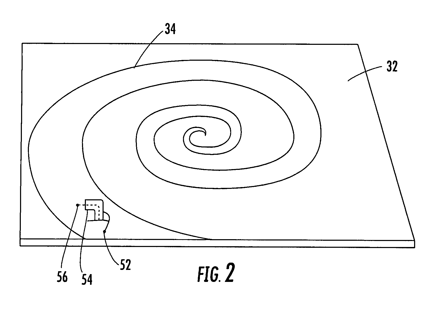 Hybrid antenna including spiral antenna and periodic array, and associated methods