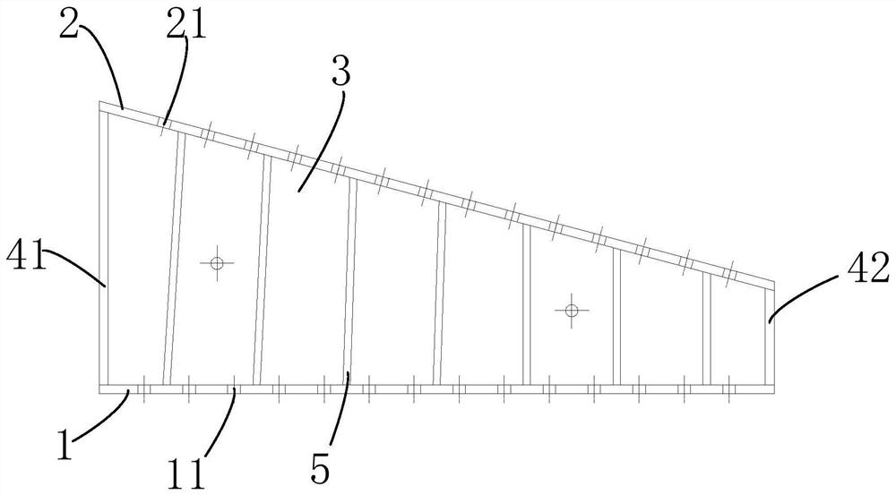 Angle adjusting piece for steel support