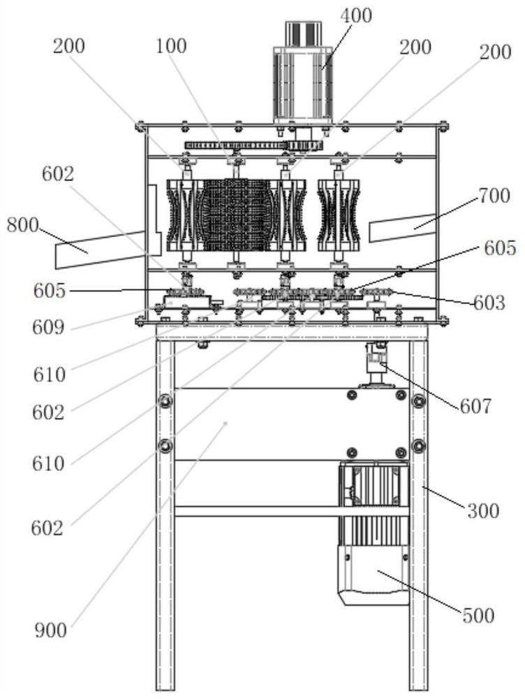 Profiling rubber roller type fish scale removing device