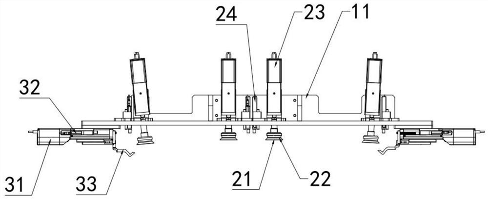 An external feature detection device for a curved reflector