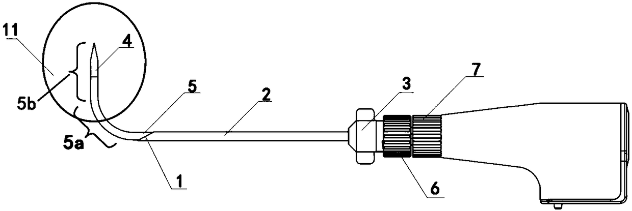 Microwave ablation device having elastic bending radian