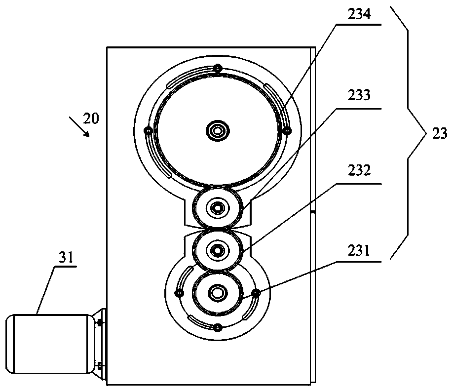 Gear hanging wheel mechanism of internal-meshing forced movement chain roller mill