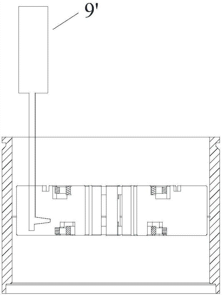 A magnetron frequency modulation device