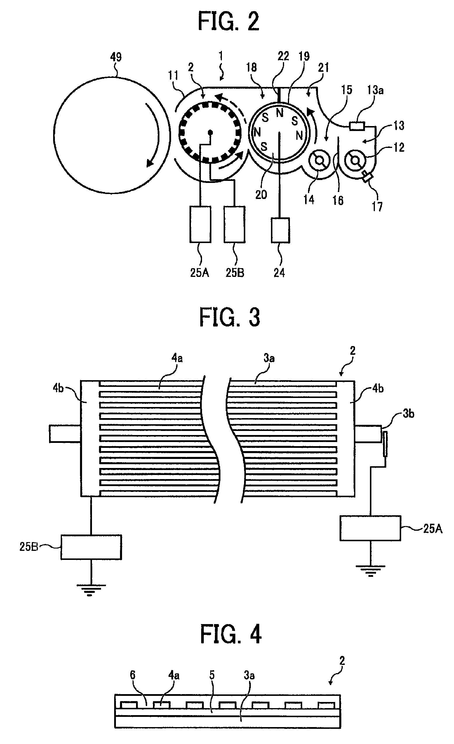 Developer bearing member and developing device with outer electrode including separated portions, and inner electrode for creating electric field