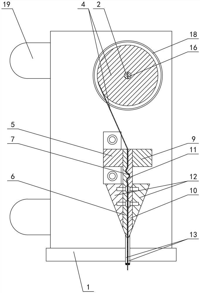 Belt winding and arranging device