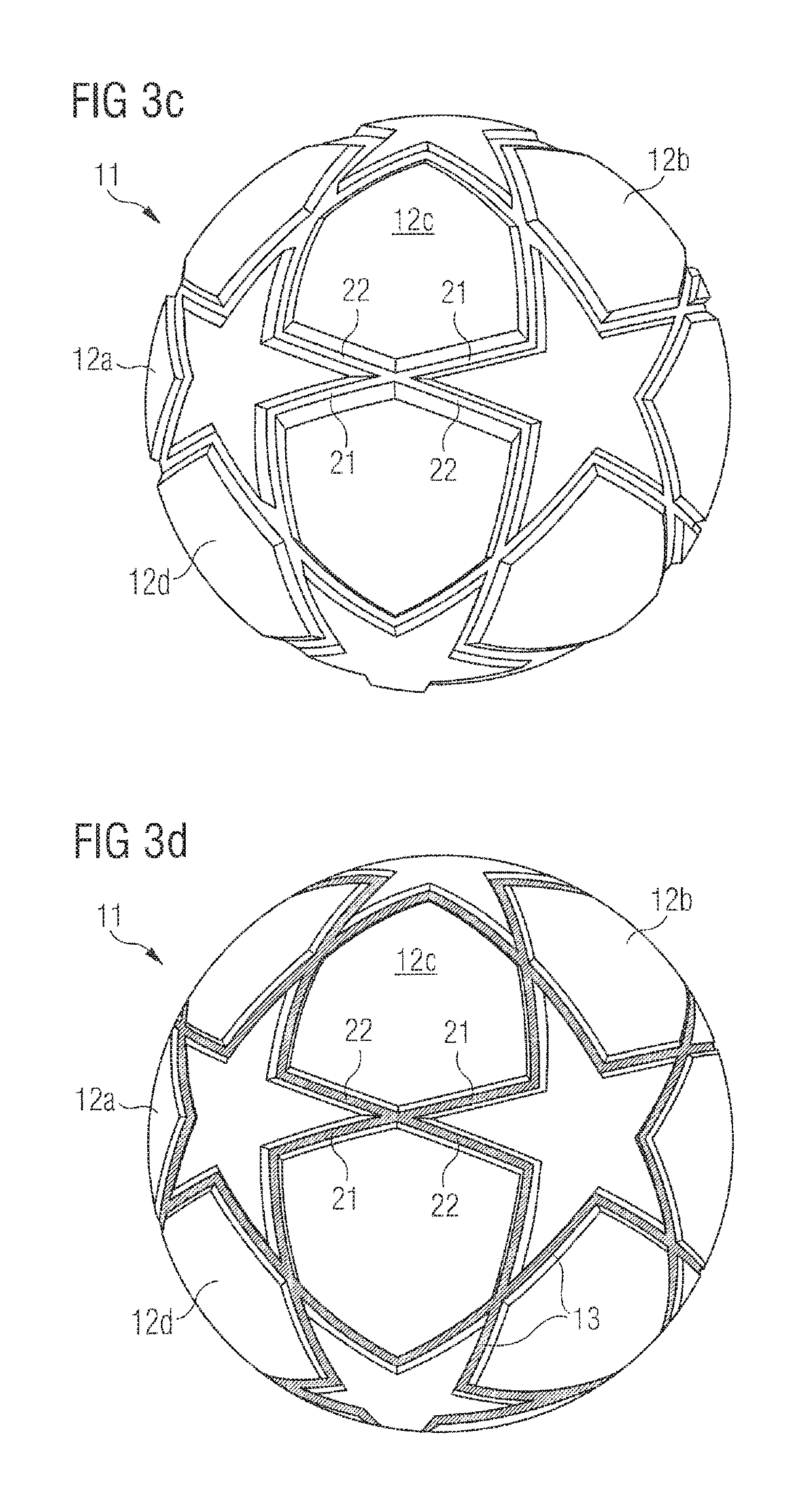 Ball, in particular a soccer ball, and method of manufacturing a ball
