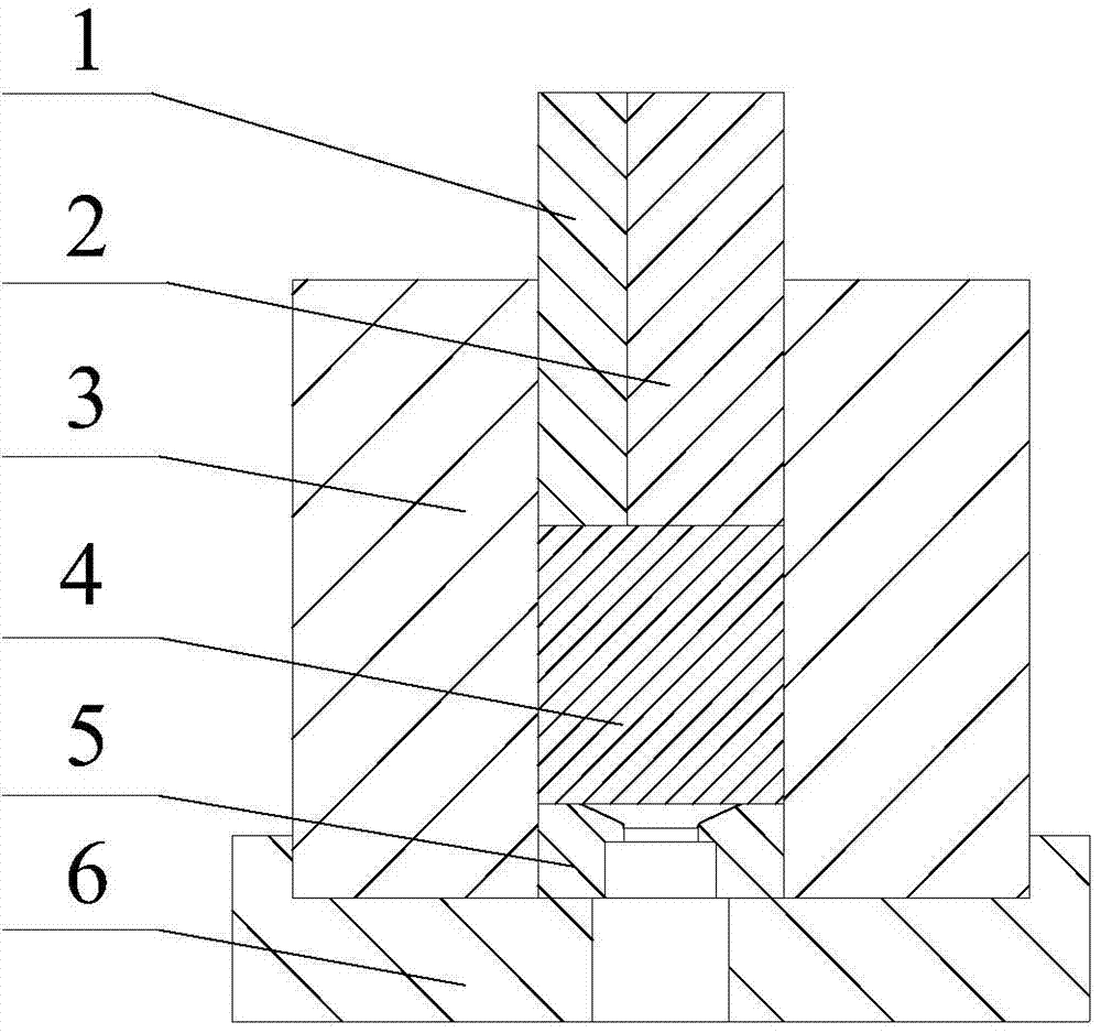 Metal alternative extrusion forming device and method