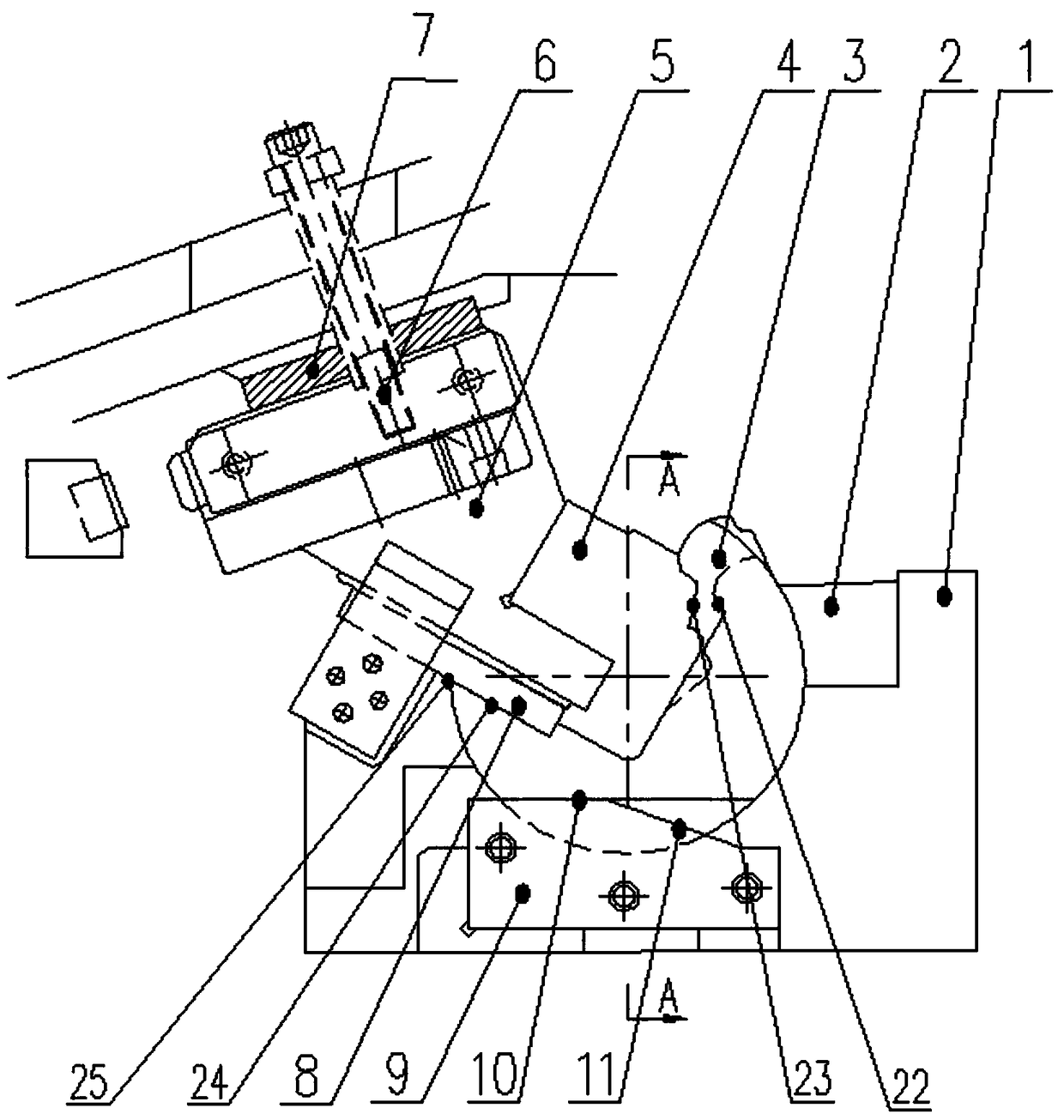 Shaping structure for automobile side flanging die