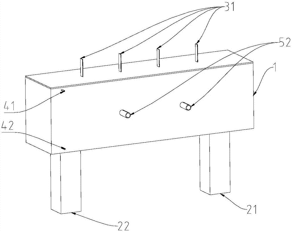 Clarification device for glass melt and glass kiln